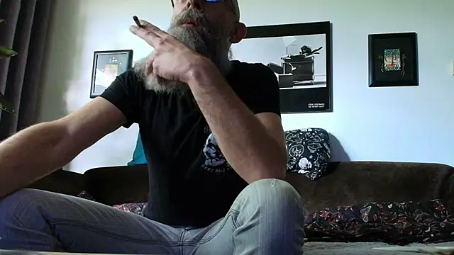 Kingsscepter online show from April 20, 2026, 3:46 pm