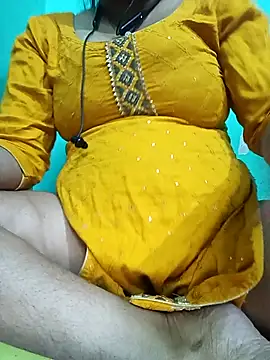 Snapshot of hotty_manisha chatting on October 29, 2025, 9:36 pm hotty manisha online show from October 29, 2025, 9:36 pm