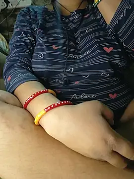 Snapshot of hotty_manisha chatting on July 28, 2026, 3:32 pm hotty manisha online show from July 28, 2026, 3:32 pm