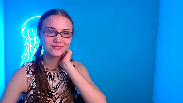 Amanda daa online show from March 18, 2025, 3:44 pm