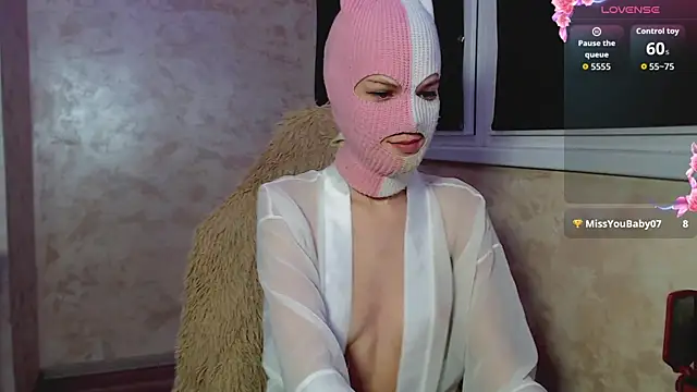 Domiiiniiicana online show from September 10, 2025, 7:13 pm