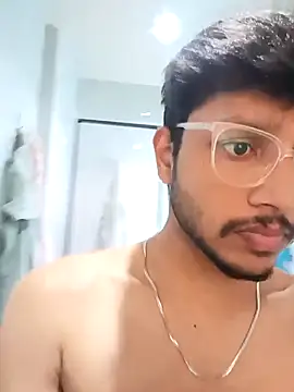 Snapshot of skinnyyyyyyyyy chatting on November 18, 2025, 4:49 am skinnyyyyyyyyy online show from November 18, 2025, 4:49 am