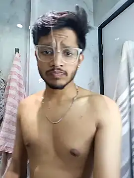 Snapshot of skinnyyyyyyyyy chatting on November 22, 2025, 4:44 am skinnyyyyyyyyy online show from November 22, 2025, 4:44 am