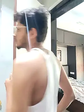 Snapshot of skinnyyyyyyyyy chatting on November 2, 2025, 7:02 am skinnyyyyyyyyy online show from November 2, 2025, 7:02 am