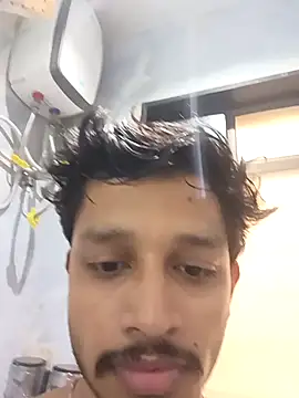 Snapshot of skinnyyyyyyyyy chatting on November 28, 2025, 4:34 am skinnyyyyyyyyy online show from November 28, 2025, 4:34 am