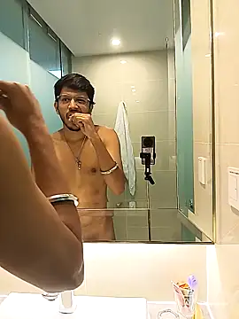 skinnyyyyyyyyy online show from March 14, 2026, 12:27 am