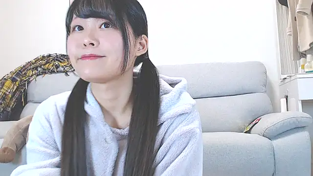 Snapshot of nmnk_CH chatting on October 25, 2025, 10:32 pm nmnk CH online show from October 25, 2025, 10:32 pm