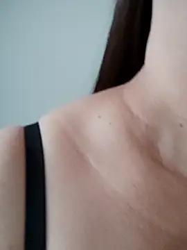 Snapshot of _Prinscarlet_ chatting on October 23, 2025, 9:46 pm Prinscarlet online show from October 23, 2025, 9:46 pm