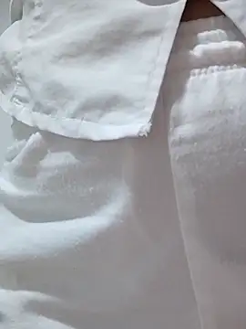 Snapshot of _Prinscarlet_ chatting on November 3, 2025, 5:01 am Prinscarlet online show from November 3, 2025, 5:01 am