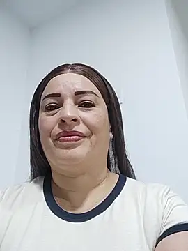 Snapshot of _Prinscarlet_ chatting on December 2, 2025, 10:55 pm Prinscarlet online show from December 2, 2025, 10:55 pm