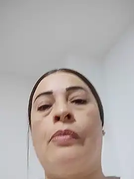 Snapshot of _Prinscarlet_ chatting on December 4, 2025, 9:58 pm Prinscarlet online show from December 4, 2025, 9:58 pm