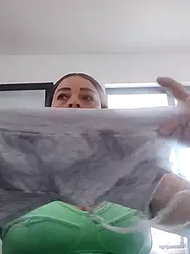 Snapshot of _Prinscarlet_ chatting on November 30, 2025, 6:09 pm Prinscarlet online show from November 30, 2025, 6:09 pm