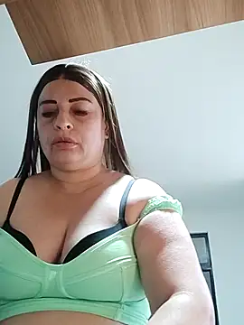 Snapshot of _Prinscarlet_ chatting on November 16, 2025, 7:18 pm Prinscarlet online show from November 16, 2025, 7:18 pm