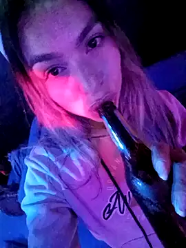 Karolgood3 online show from February 14, 2025, 11:53 pm