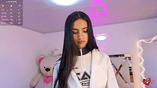 Snapshot of Jazmin_tay chatting on November 9, 2025, 11:47 am Jazmin tay online show from November 9, 2025, 11:47 am