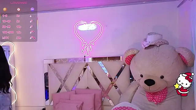 Snapshot of Jazmin_tay chatting on December 15, 2025, 11:38 am Jazmin tay online show from December 15, 2025, 11:38 am