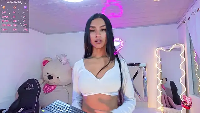 Snapshot of Jazmin_tay chatting on November 15, 2025, 11:58 am Jazmin tay online show from November 15, 2025, 11:58 am