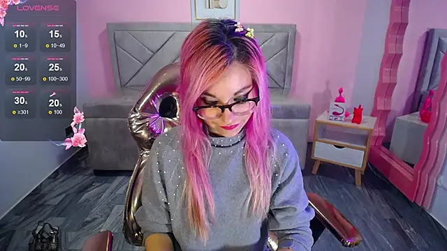 Snapshot of abril_ch_ chatting on November 10, 2025, 10:53 am abril ch online show from November 10, 2025, 10:53 am