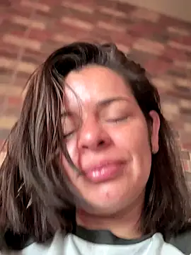 NATHALIA-28  online show from September 28, 2025, 12:01 pm