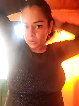 NATHALIA-28  online show from March 18, 2025, 8:05 pm