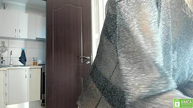 Anahi1993 online show from November 7, 2025, 5:12 am