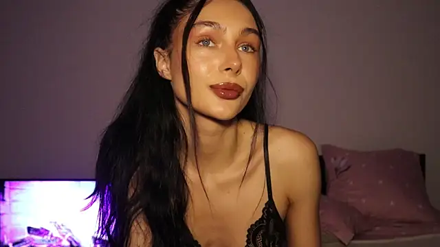 IvyKaelani online show from February 11, 2026, 3:01 pm