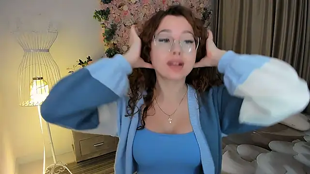 SereneFlame online show from November 29, 2025, 10:04 am