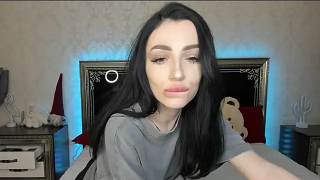 Snapshot of NancyLovee_ chatting on March 18, 2025, 11:42 pm NancyLovee  online show from March 18, 2025, 11:42 pm