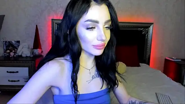 Snapshot of NancyLovee_ chatting on February 13, 2025, 11:47 pm NancyLovee  online show from February 13, 2025, 11:47 pm