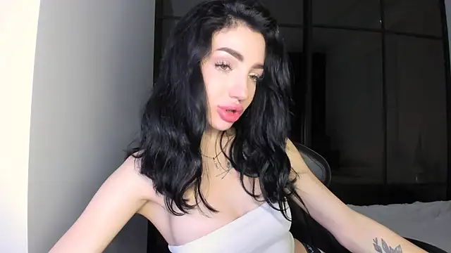 Snapshot of NancyLovee_ chatting on October 17, 2025, 7:04 pm NancyLovee  online show from October 17, 2025, 7:04 pm