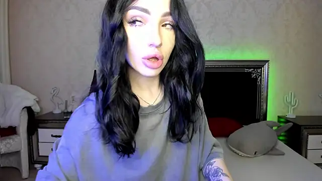 Snapshot of NancyLovee_ chatting on March 15, 2025, 6:10 pm NancyLovee  online show from March 15, 2025, 6:10 pm