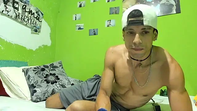 MikeRose94 online show from June 16, 2026, 1:49 am