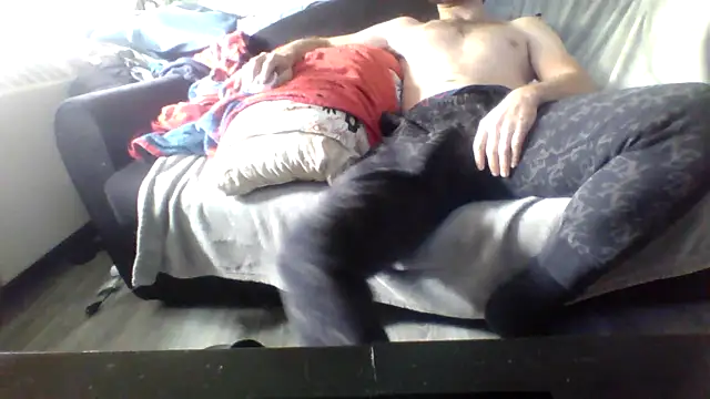 Snapshot of maccdaddy87 chatting on September 18, 2025, 4:43 pm maccdaddy87 online show from September 18, 2025, 4:43 pm