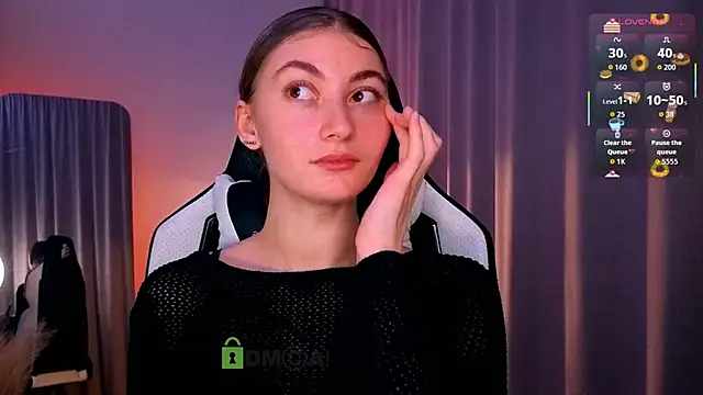 Snapshot of lady_curls chatting on November 15, 2025, 11:20 pm lady curls online show from November 15, 2025, 11:20 pm