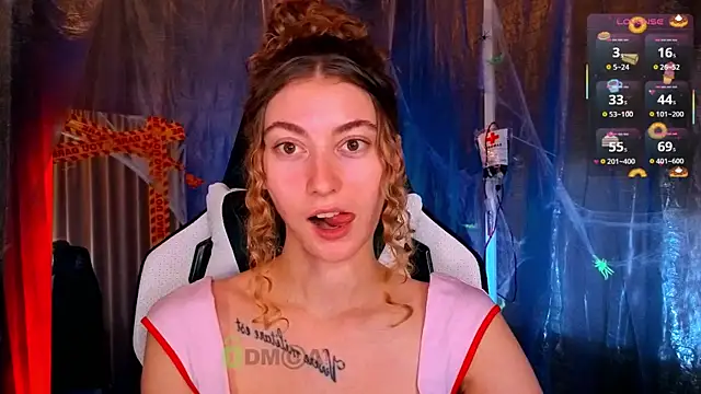 Snapshot of lady_curls chatting on October 26, 2025, 11:27 pm lady curls online show from October 26, 2025, 11:27 pm