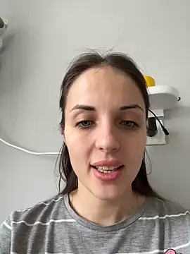 AmiLavs online show from March 5, 2025, 10:00 am