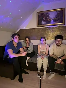 Snapshot of MrAndMrsSavage chatting on March 12, 2025, 7:25 pm MrAndMrsSavage online show from March 12, 2025, 7:25 pm