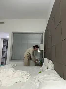 Snapshot of MrAndMrsSavage chatting on March 20, 2025, 8:40 pm MrAndMrsSavage online show from March 20, 2025, 8:40 pm