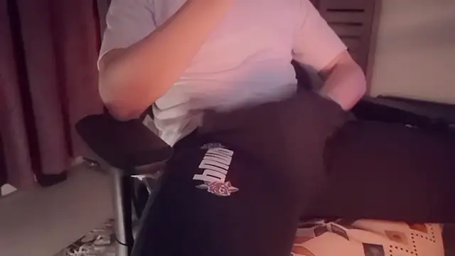 Snapshot of meow199410 chatting on November 19, 2025, 5:24 pm meow199410 online show from November 19, 2025, 5:24 pm