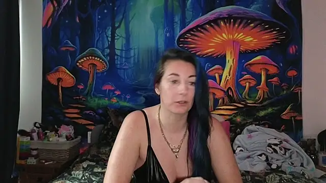 tattoomilf86 online show from February 7, 2025, 1:43 pm