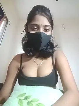 Snapshot of HotKhushi13 chatting on January 1, 2025, 6:37 am HotKhushi13 online show from January 1, 2025, 6:37 am