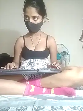 Snapshot of HotKhushi13 chatting on January 12, 2025, 6:27 pm HotKhushi13 online show from January 12, 2025, 6:27 pm