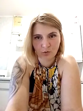 SckayilaGray online show from October 6, 2025, 3:02 pm