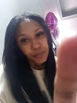 Snapshot of devi_black13_ chatting on February 11, 2025, 11:01 pm devi black13  online show from February 11, 2025, 11:01 pm