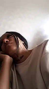 Snapshot of devi_black13_ chatting on December 25, 2024, 8:07 pm devi black13  online show from December 25, 2024, 8:07 pm