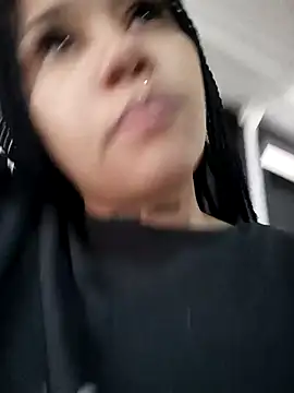 Snapshot of devi_black13_ chatting on February 21, 2026, 5:04 pm devi black13 online show from February 21, 2026, 5:04 pm