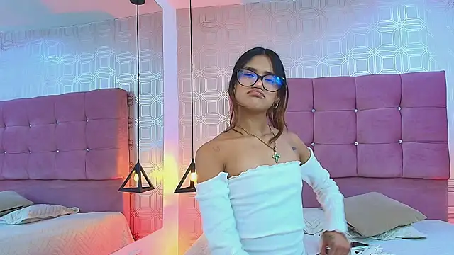 Lilith Vera online show from December 19, 2025, 3:43 am