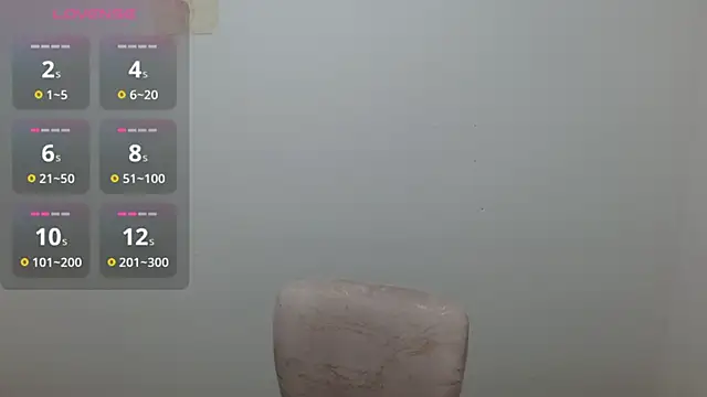 Snapshot of Alia_grey21 chatting on November 26, 2025, 3:06 am Alia grey21 online show from November 26, 2025, 3:06 am