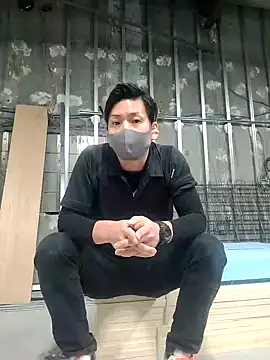 Snapshot of da--------i chatting on December 4, 2024, 8:50 am da--------i online show from December 4, 2024, 8:50 am