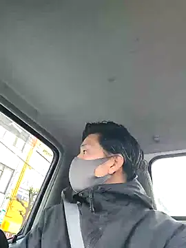 Snapshot of da--------i chatting on December 7, 2024, 11:40 pm da--------i online show from December 7, 2024, 11:40 pm